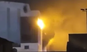 Cháy tại xưởng đóng tàu ngầm hạt nhân Anh